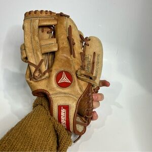 Regent leather baseball glove‎ tan red signed by Mookie Wilson